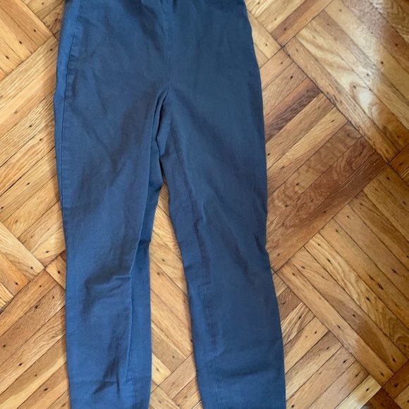 Everlane - The Side-Zip Stretch Cotton Pant Gray - Picture 2 of 9